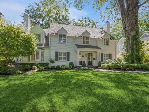 6529 High Dr, Mission Hills, KS 66208