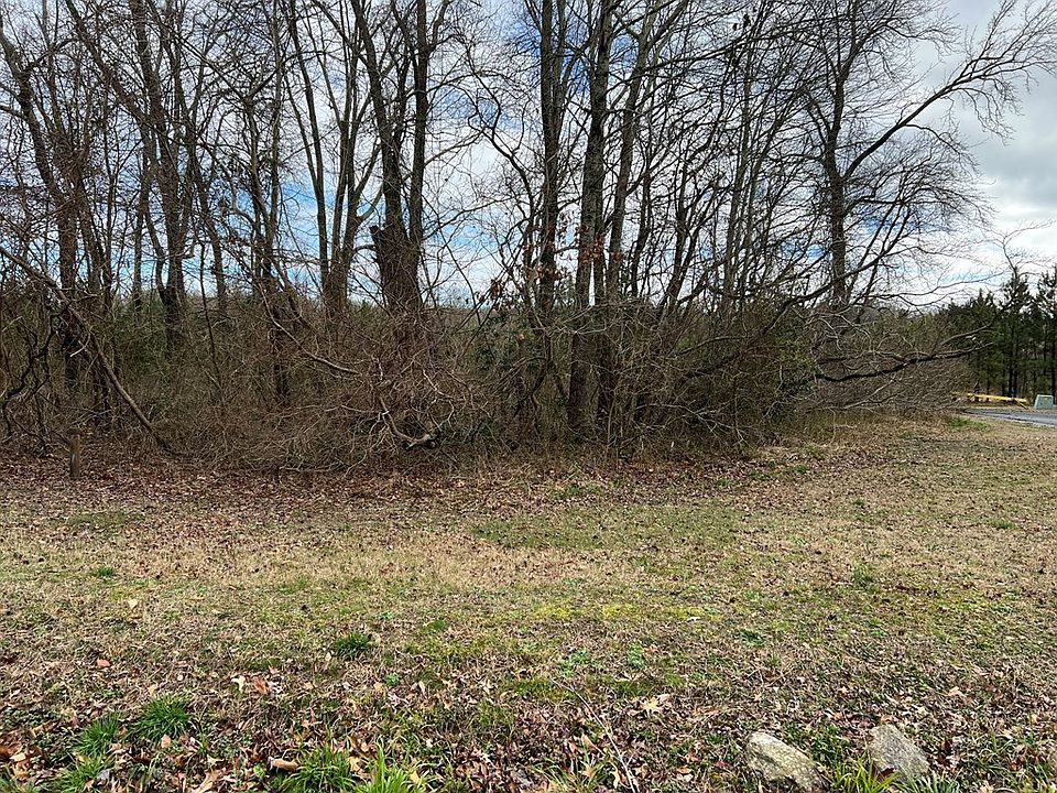 2nd image of 47 Stone Rd