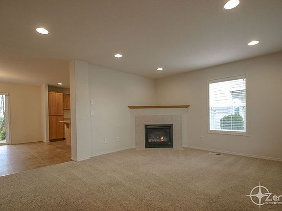 4th image of 5232 North St