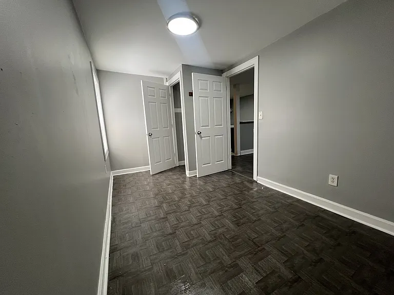 1759 W 21st St #CH1 — Photo 5