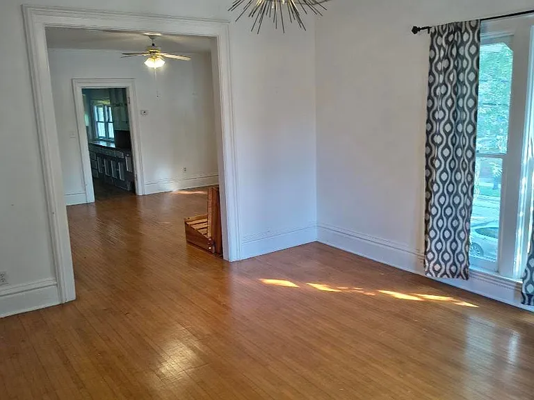 303 S 3rd St #2 — Photo 11