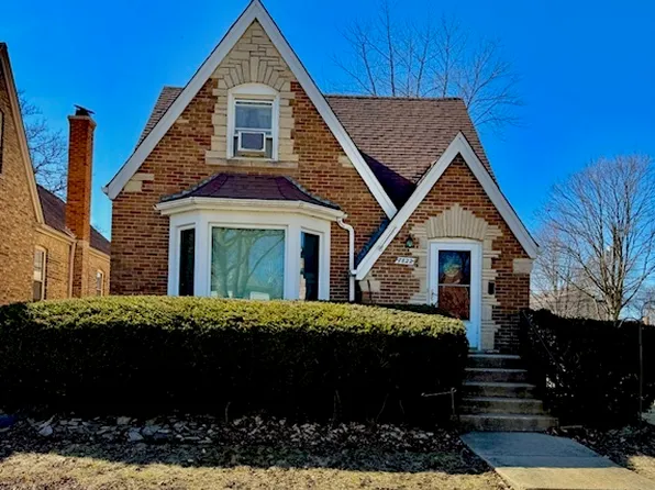 7822 Kildare Ave, Skokie, IL 60076