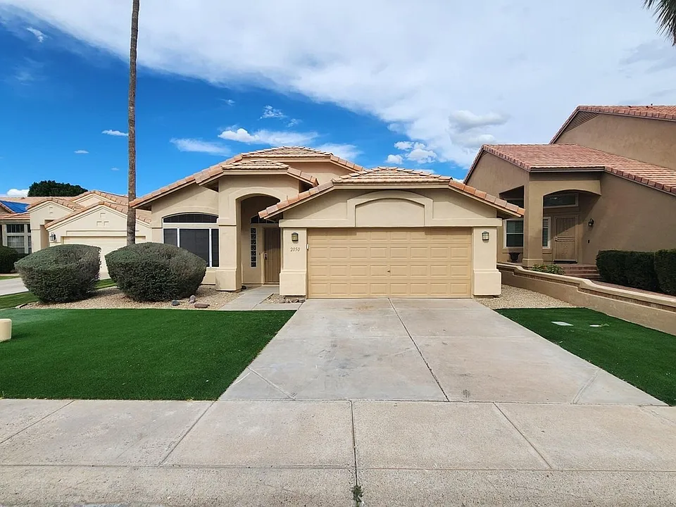 2050 W Boulder Ct