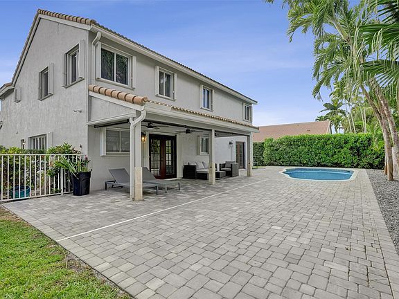 3rd image of 19321 NW 10th Street