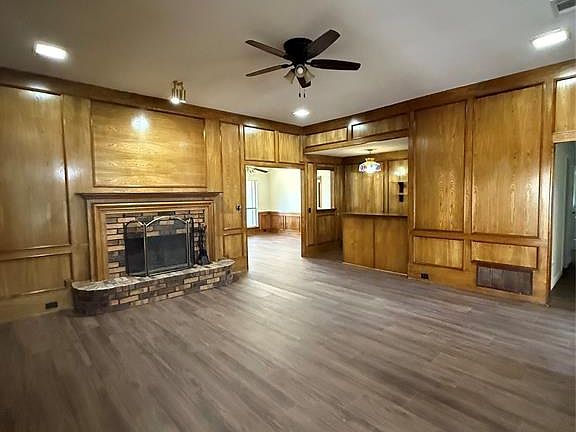 2nd image of 2413 Piedra Dr