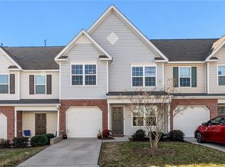 309 Robyns Glen Cir, Greensboro, NC 27409