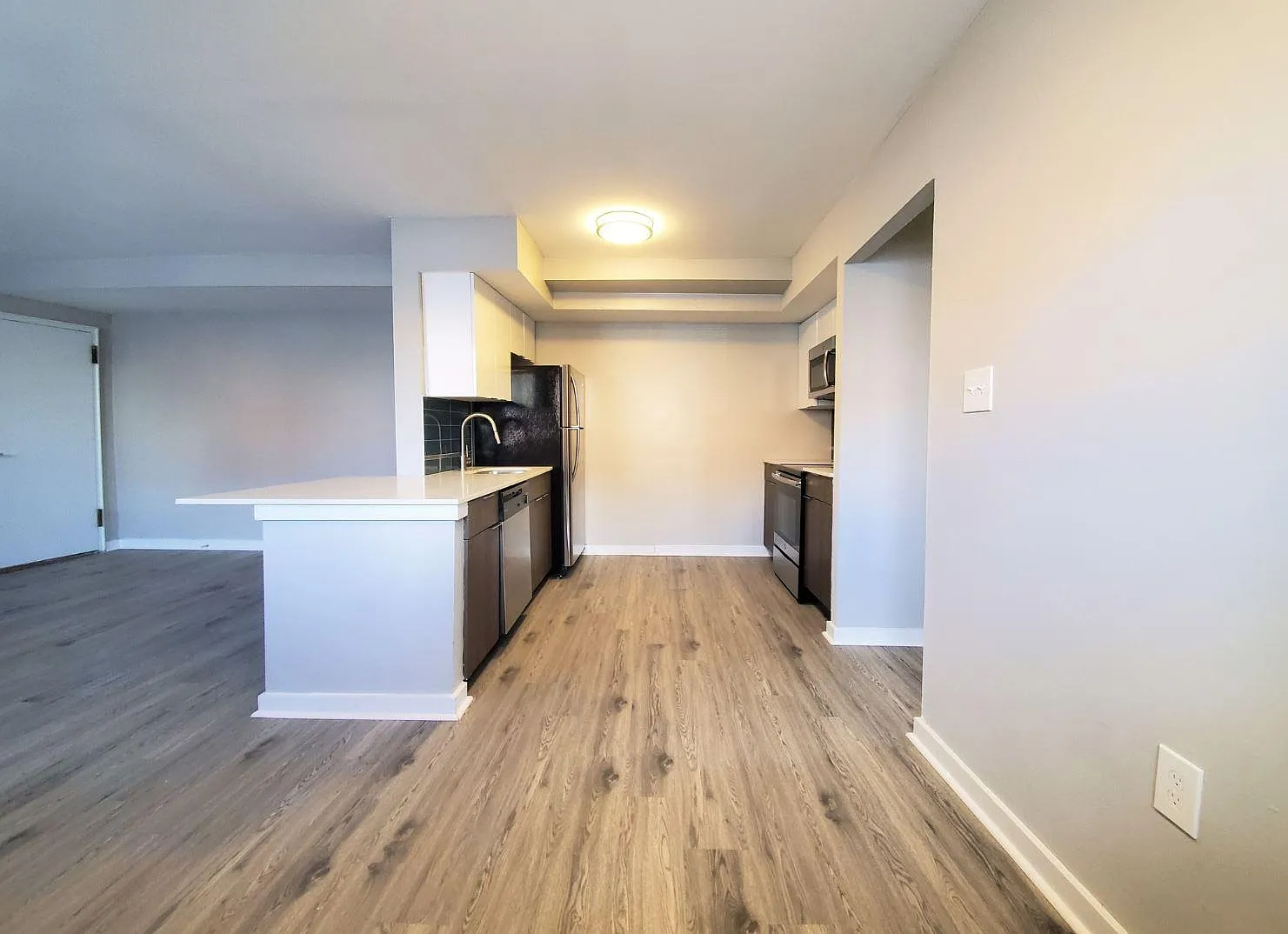 Tremont Court — Photo 4