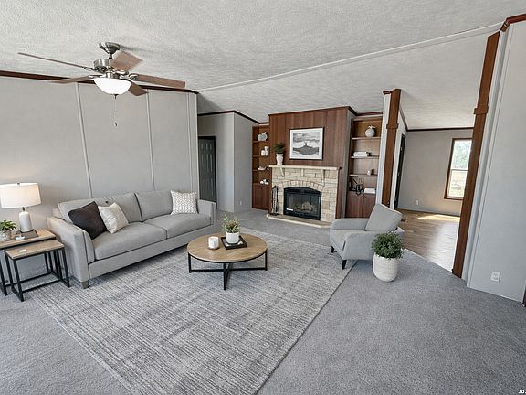 3rd image of 2462 Chase Road