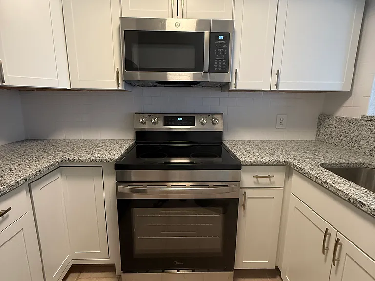 2301 Basil Dr #F113 — Photo 1