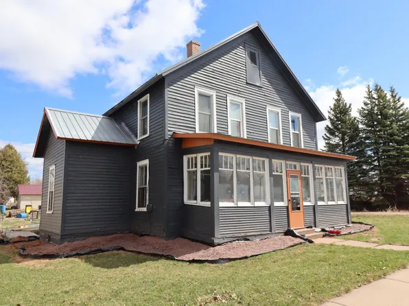 322 Beaser Ave, Ashland, WI 54806