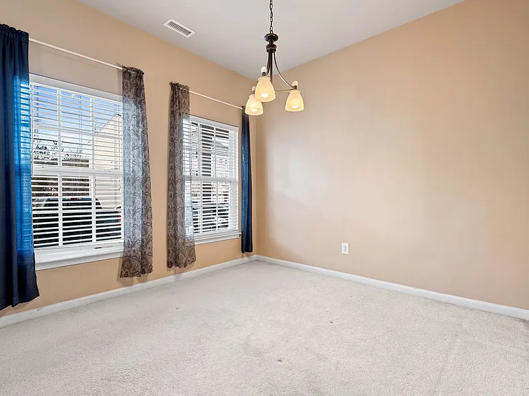 1641 Snowmass Way — Photo 4