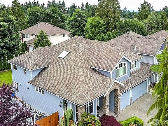 3rd image of 123 148th Pl SW