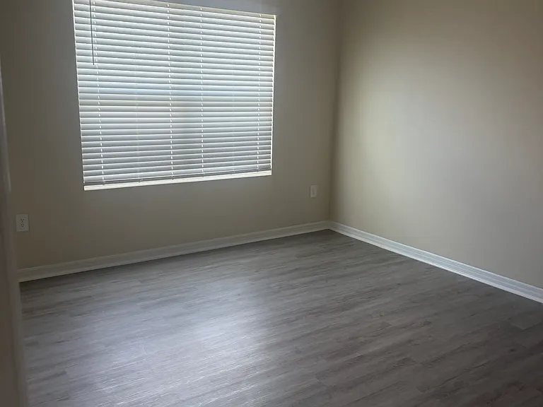 5672 Woodland Sage Dr — Photo 2
