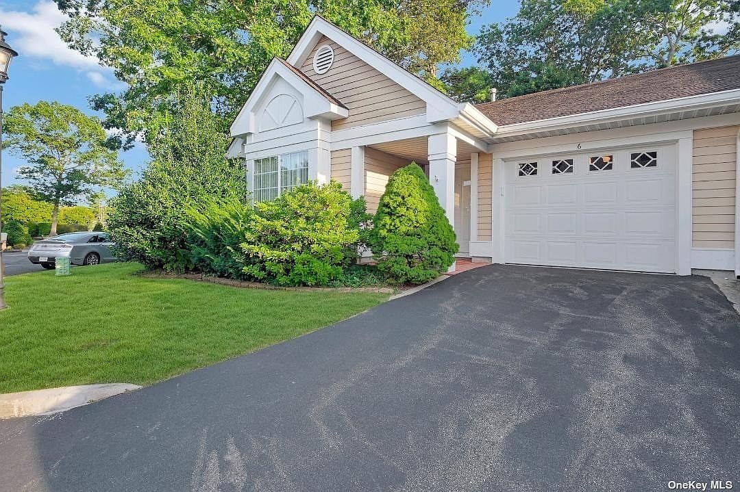6 Wainscott UNIT 6, Ridge, NY 11961 Zillow