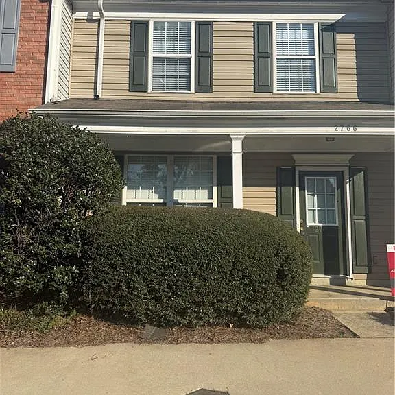 2766 Terrell Trace Dr — Photo 1