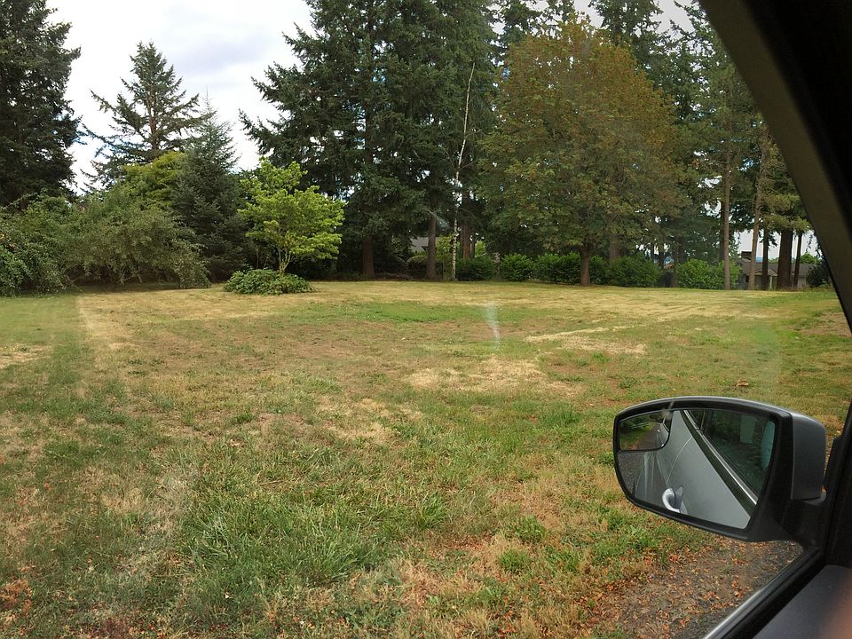 2nd image of SE Sherley Avenue