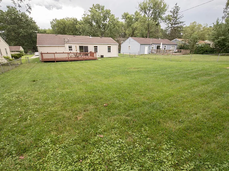 7430 Reeds Ln — Photo 21