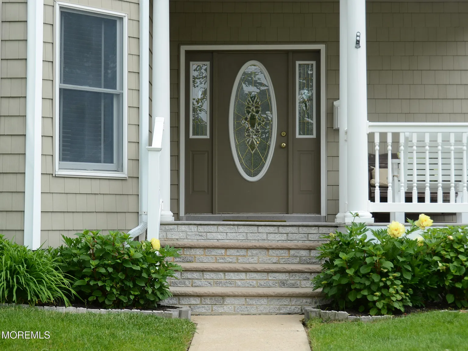 4 bed, 2830 sqft, $5,500 — Photo 3