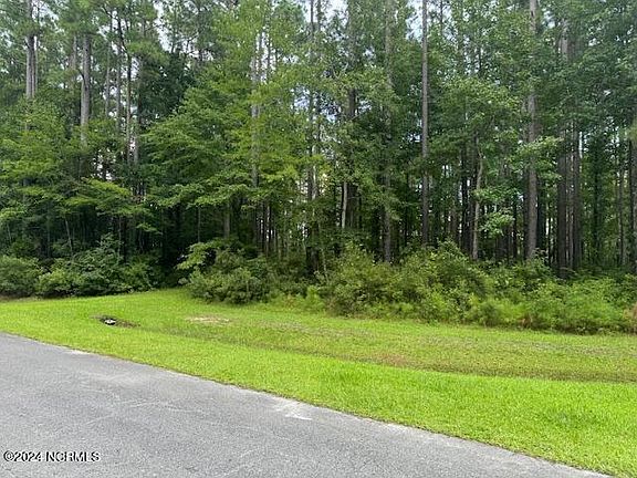 2nd image of 28 Leeward Lane LOT 7