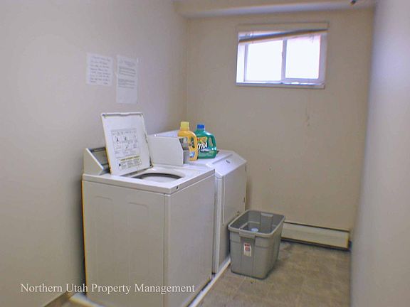 12 Shared Laundry_07312017