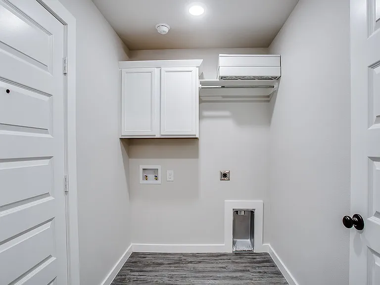 10518 Abbeville Ave — Photo 17