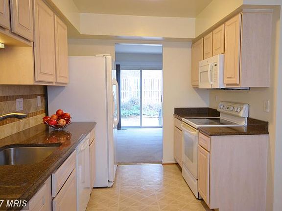 4th image of 5849 Wood Flower Ct