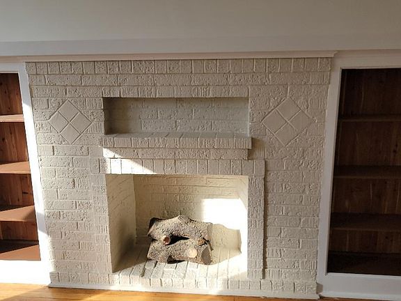 3rd image of 3105 N Francisco Ave APT 2