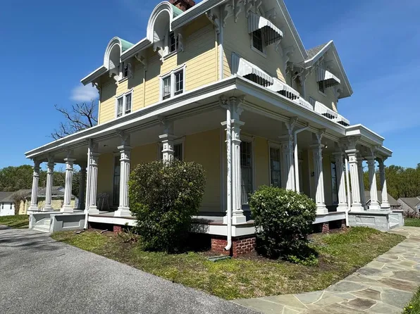 5840 Claremont Dr, Elkridge, MD 21075