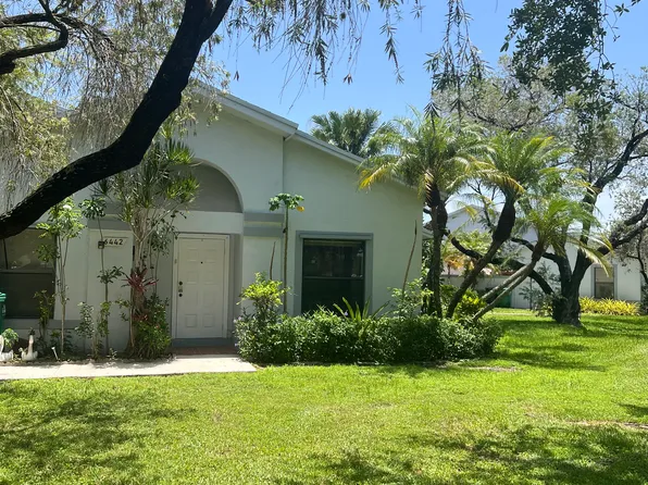6442 SW 152nd Circle Pl, Miami, FL 33193
