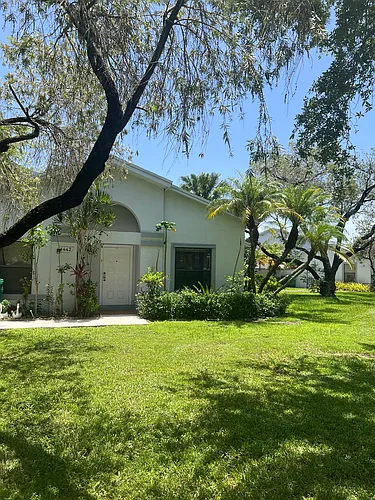 6442 SW 152nd Circle Pl Photo 1