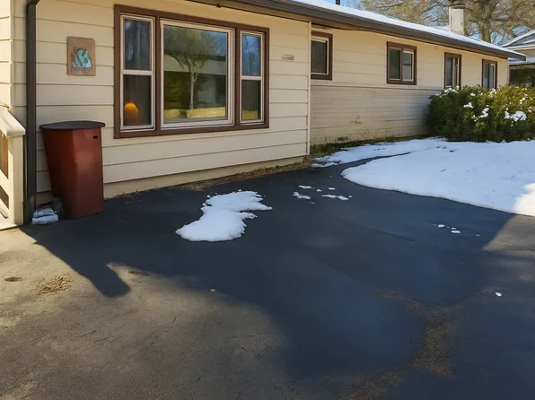 603 W Green Rd, Bloomington, IN 47403