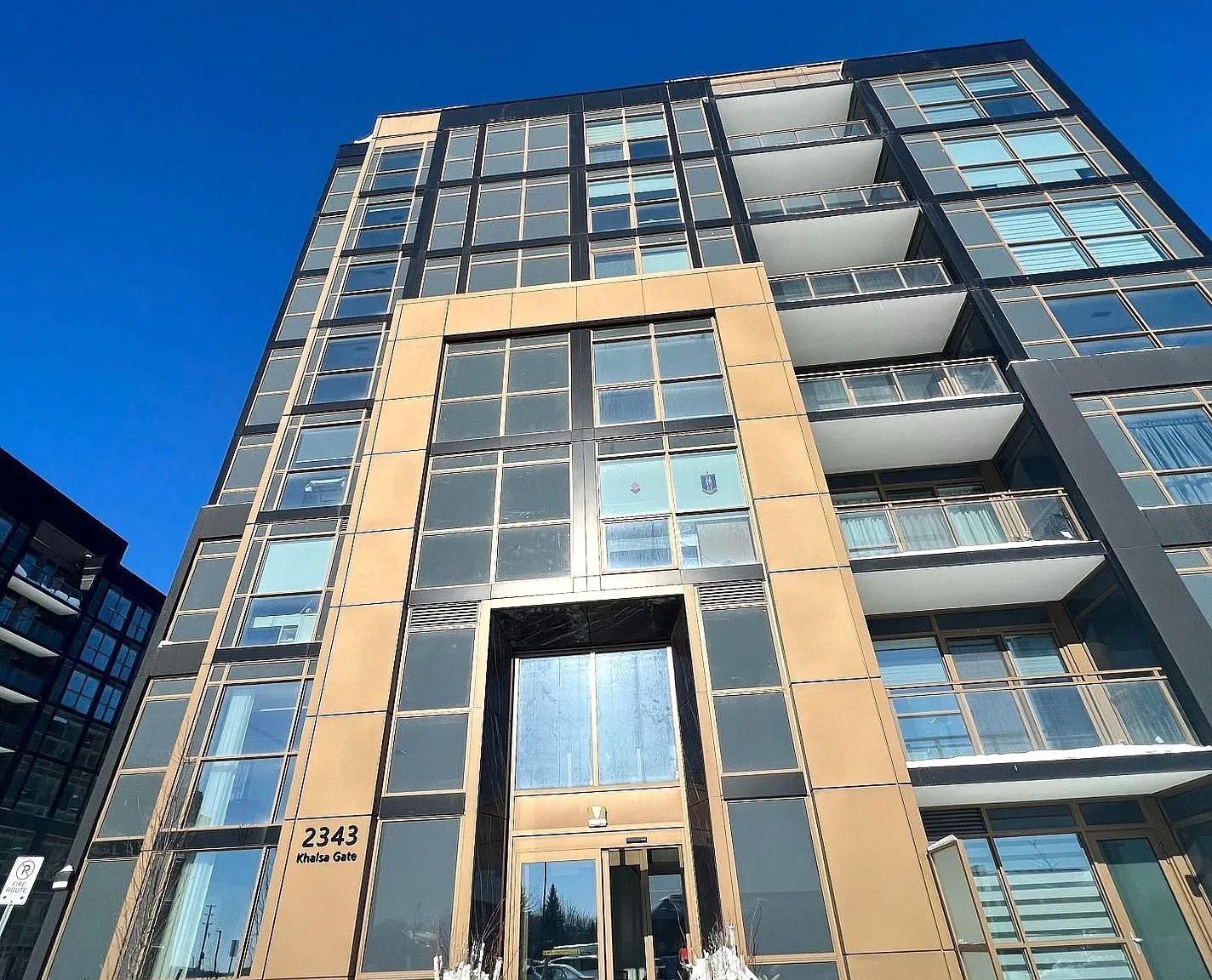 2 bed, $2,300 — Photo 1