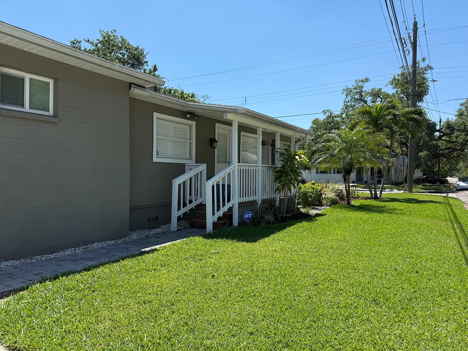 3 bed, 1481 sqft, $3,900 — Photo 3