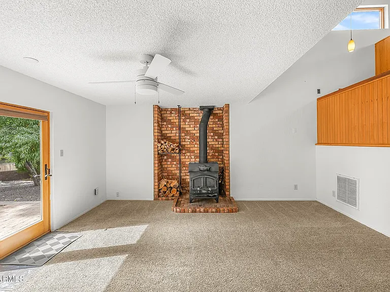 1535 E Appalachian Rd — Photo 15
