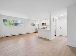 10 Glenbrook Dr #104, Guelph, ON N1E 1A9