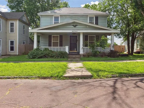 814 N Washington Ave, Iola, KS 66749