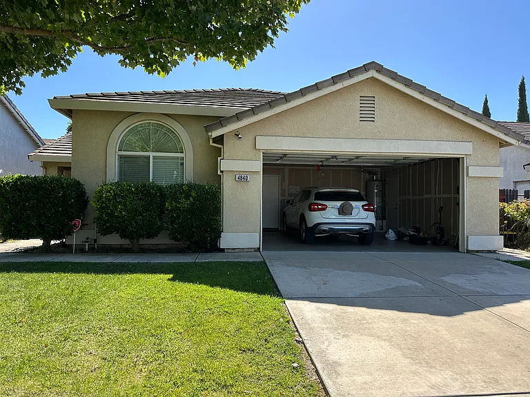 4840 Broderick Way — Photo 13