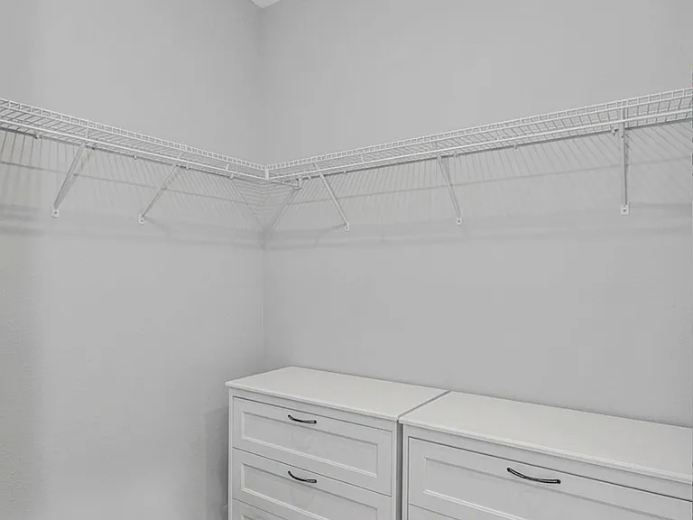 30-web-or-mls-Upper Level Primary Closet 1DSR_06112026