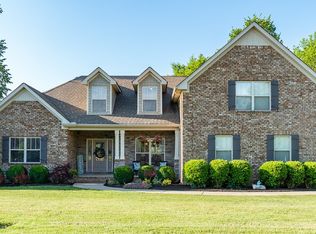 512 Amberly St, Murfreesboro, TN 37129