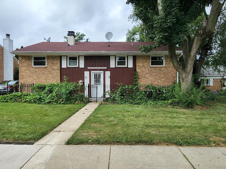 1st image of 104 Windsor Ln
