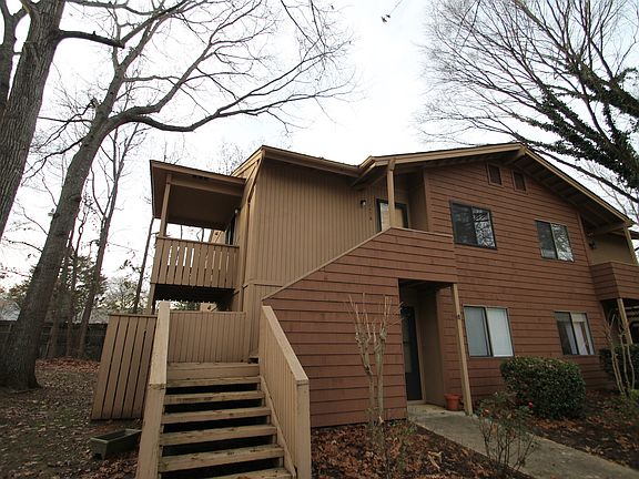 2nd image of 1478 Riverwood Ct