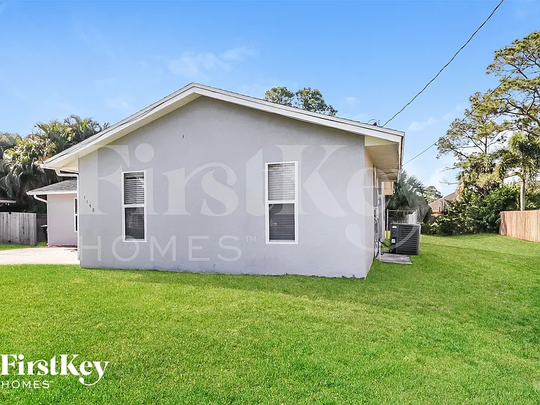 1158 SW Hunnicut Ave — Photo 16