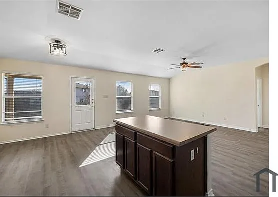 17917 Violet Ln — Photo 3