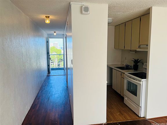 3rd image of 1011 Prospect St APT 903