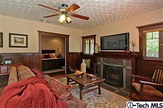 3rd image of 1084 N Michigan Ave