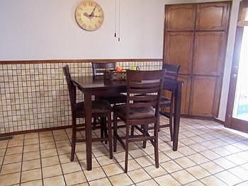 4th image of 9 Pheasant Hill Dr NE #9