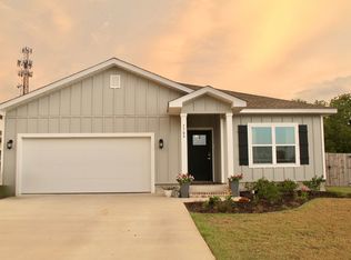 5709 Friesian Dr, Pensacola, FL 32526