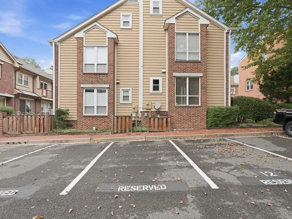 1113 N Vernon St, Arlington, VA 22201