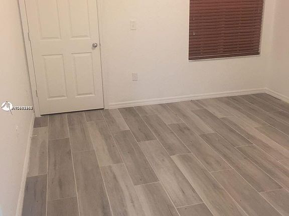 5th image of 2520 Centergate Dr APT 106
