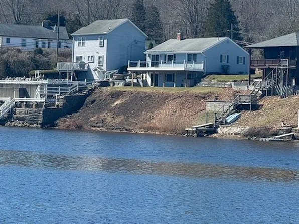 3 Summit Avenue, East Lyme, CT 06333